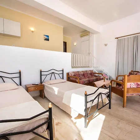 Litharia شقة فندقية بينيتسيس